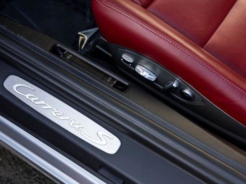 Used 2018 Porsche 911 Carrera S image 85