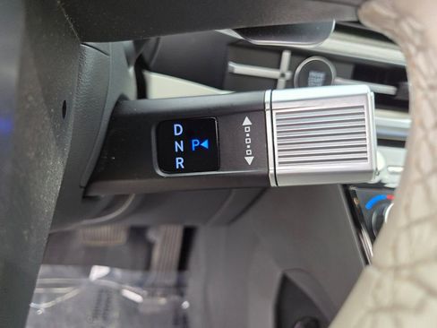 Used 2024 Hyundai Santa Fe Limited image 28