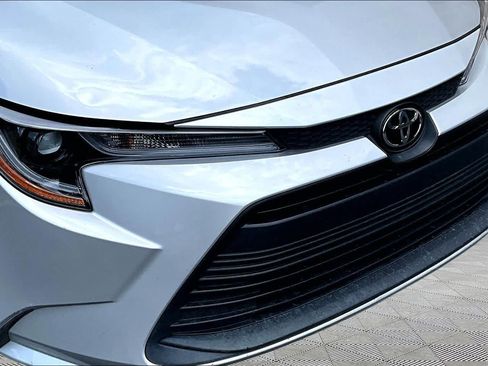 Certified 2025 Toyota Corolla LE FWD image 30