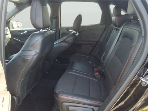 Used 2023 Ford Escape ST-Line w/ Tech Pack #1 AWD/4WD image 13