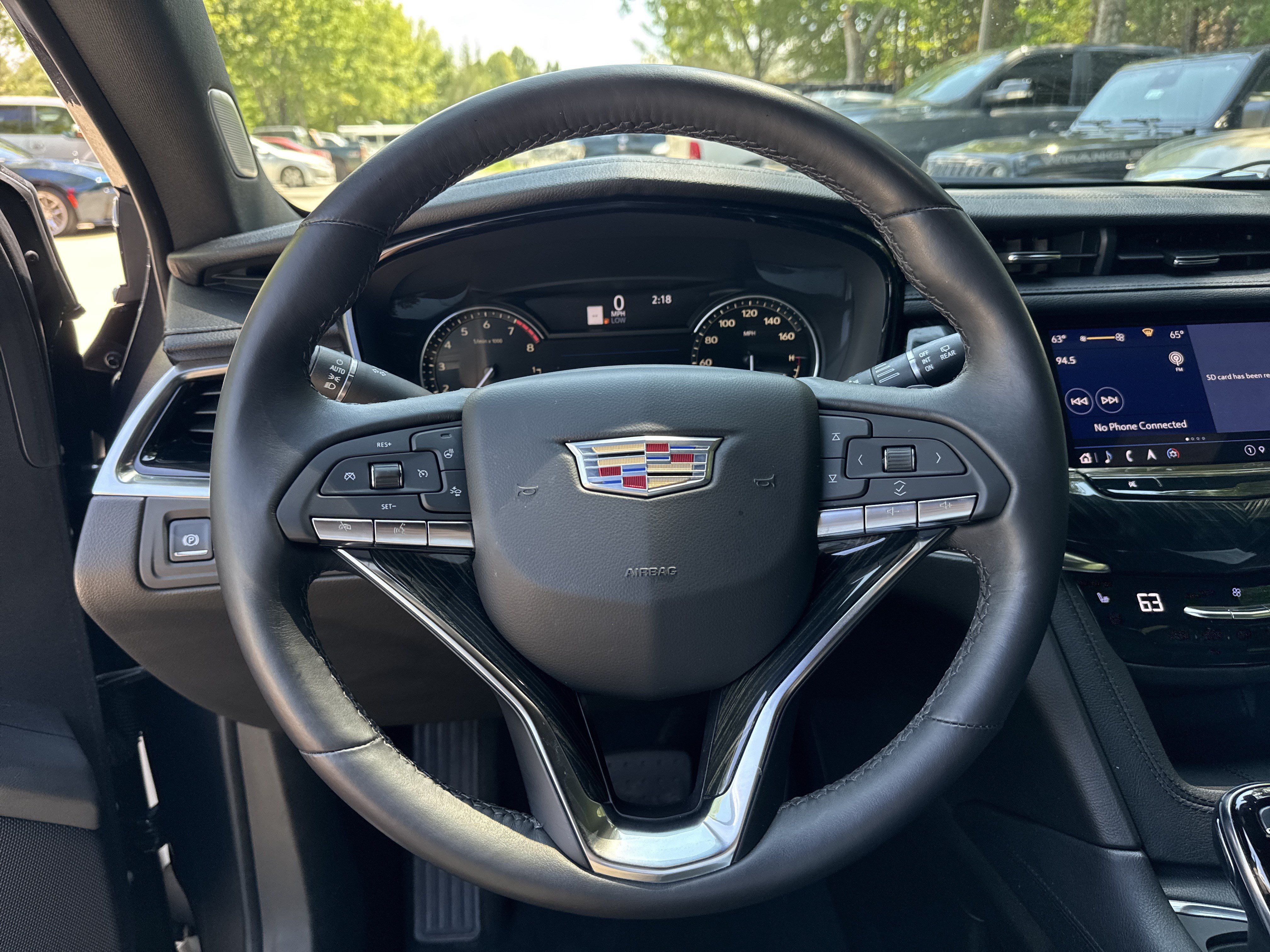 Used 2023 Cadillac XT6 Premium Luxury FWD image 18