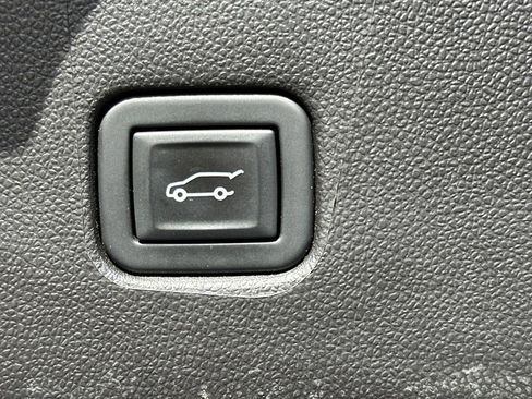 Used 2023 Chevrolet Blazer LT w/ Convenience Package image 35