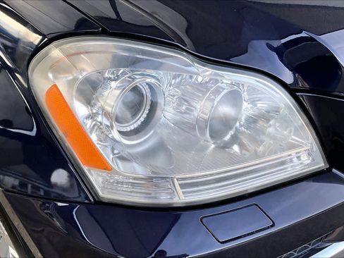 Used 2012 Mercedes-Benz GL 450 4MATIC image 27