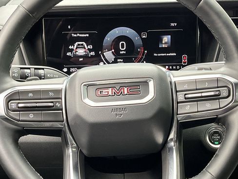Certified 2025 GMC Terrain Elevation AWD/4WD image 13