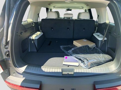 New 2026 Hyundai Santa Fe SE FWD image 18