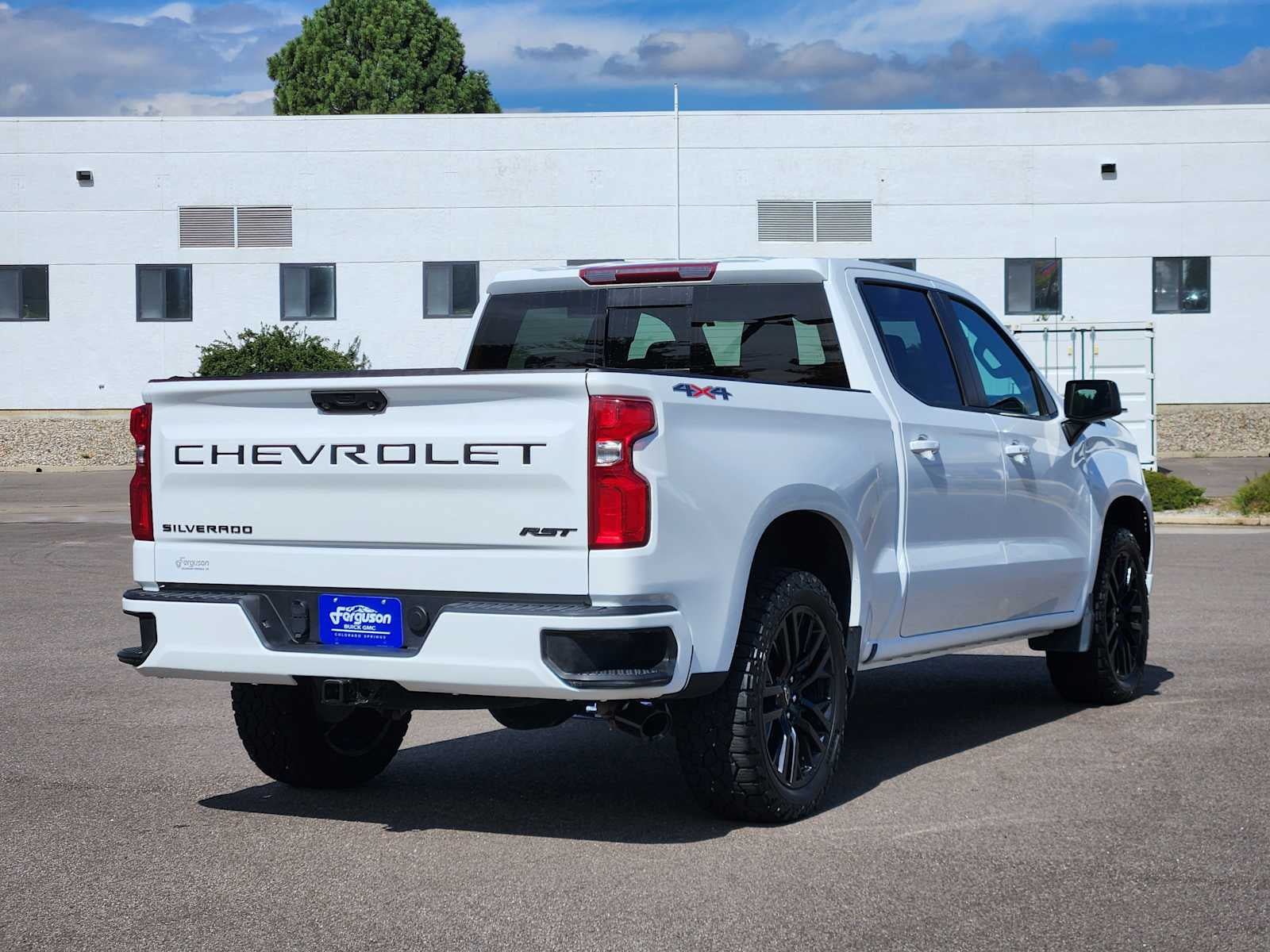 Used 2024 Chevrolet Silverado 1500 RST w/ Convenience Package II AWD/4WD image 3