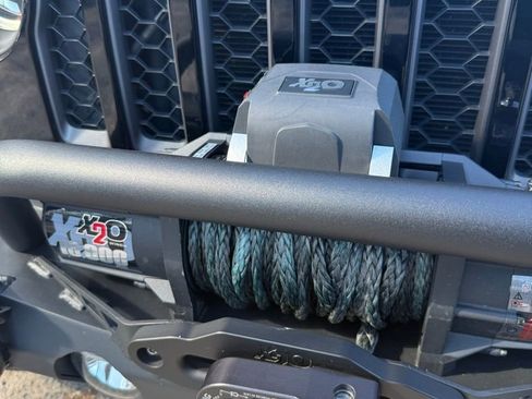 Used 2020 Jeep Gladiator Rubicon w/ LED Lighting Group image 2