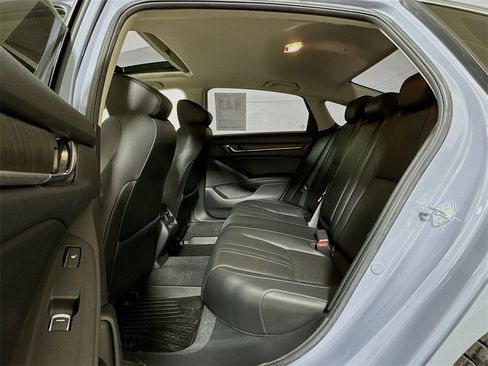 Used 2021 Honda Accord Touring image 24