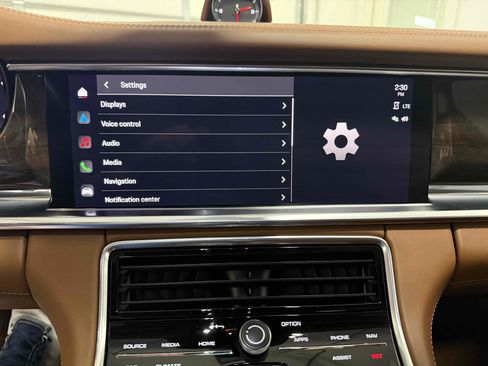 Used 2022 Porsche Panamera Platinum Edition RWD image 19