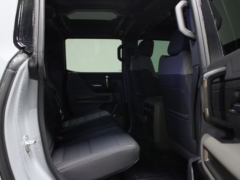 Used 2025 GMC Hummer EV 3X AWD/4WD image 15