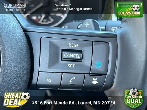 Used 2025 Nissan Pathfinder SV FWD image 22