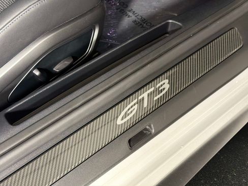 Used 2024 Porsche 911 GT3 RWD image 28