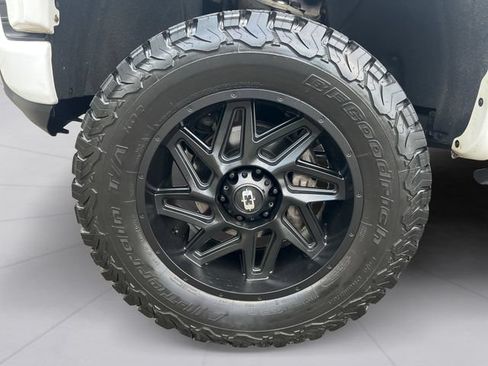 Used 2022 Chevrolet Silverado 1500 RST w/ Safety Package AWD/4WD image 9