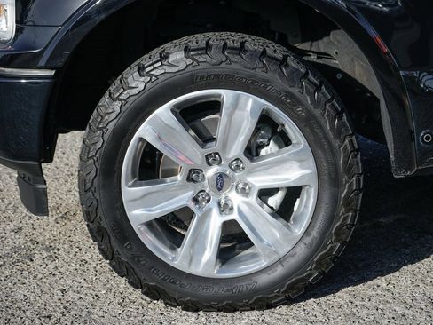 Used 2018 Ford F150 Platinum w/ Equipment Group 701A Luxury image 45