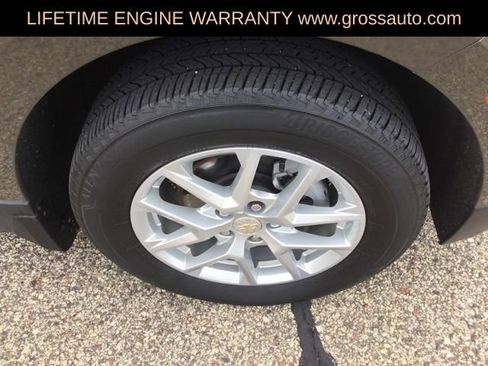 Used 2023 Chevrolet Equinox LT AWD/4WD image 11