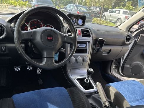 Used 2005 Subaru Impreza WRX STI image 38