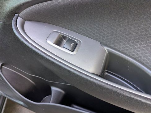 Used 2024 Chevrolet Malibu LT image 35