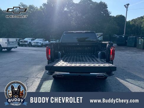 Used 2023 GMC Sierra 1500 SLT w/ X31 Off-Road Package AWD/4WD image 35