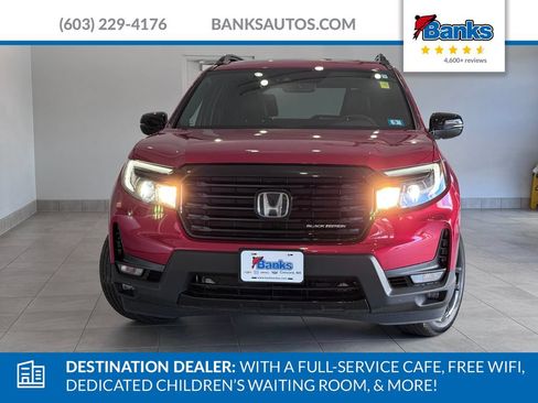 Used 2025 Honda Passport Black Edition image 3