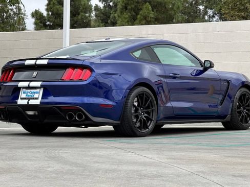 Used 2016 Ford Mustang Shelby GT350 w/ Technology Package RWD image 7
