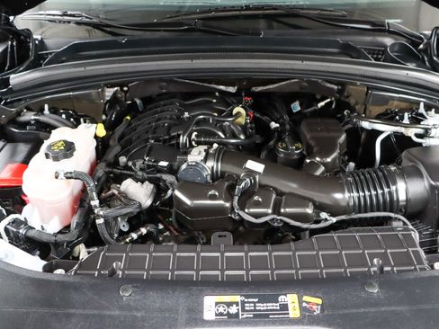 Used 2023 Jeep Grand Cherokee L Limited AWD/4WD image 34