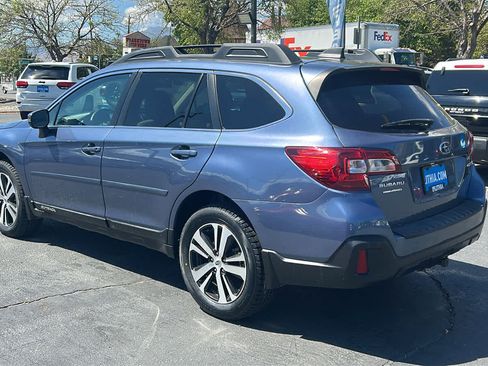 Used 2018 Subaru Outback 2.5i Limited AWD/4WD image 7