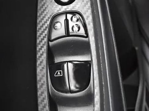 Used 2024 Nissan Sentra SV FWD image 20