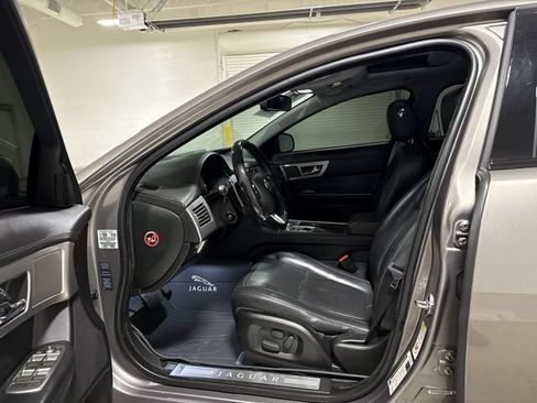 Used 2011 Jaguar XF Premium RWD image 21