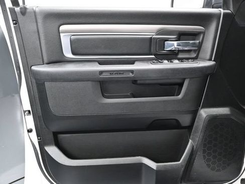Used 2024 RAM 1500 Warlock AWD/4WD image 18