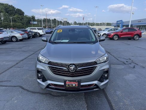 Used 2023 Buick Encore GX Select w/ Sport Touring Package image 2