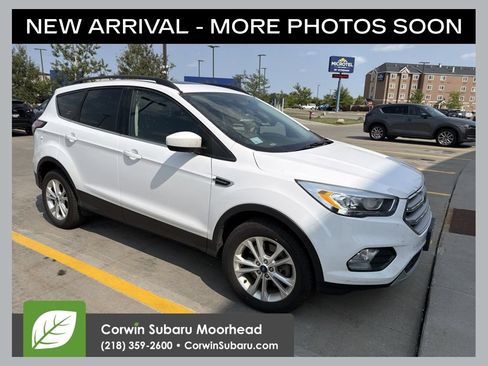 Used 2018 Ford Escape SEL w/ Canadian Touring Package AWD/4WD image 1
