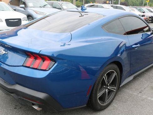 Used 2024 Ford Mustang Coupe RWD image 5