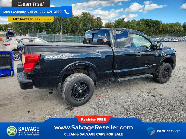 Used 2017 Nissan Titan PRO-4X w/ Pro-4x Convenience Package AWD/4WD image 4