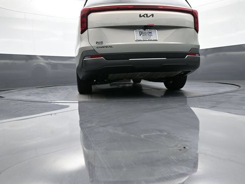 New 2026 Kia Carnival SX w/ SX Dark Edition Package FWD image 35