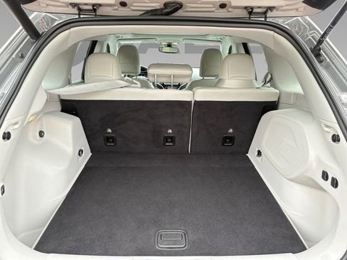 Used 2020 Jeep Cherokee Limited image 23