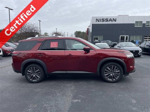 Certified 2023 Nissan Pathfinder SL w/ SL Premium Package image 2