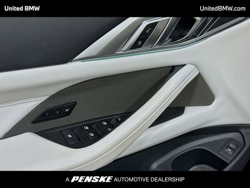 Used 2022 BMW M4 xDrive Competition image 3