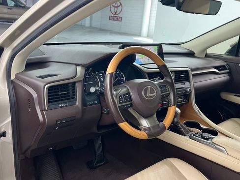 Used 2019 Lexus RX 350 FWD w/ Navigation Package image 9