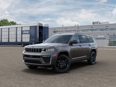 New 2026 Jeep Grand Cherokee L Limited image 1