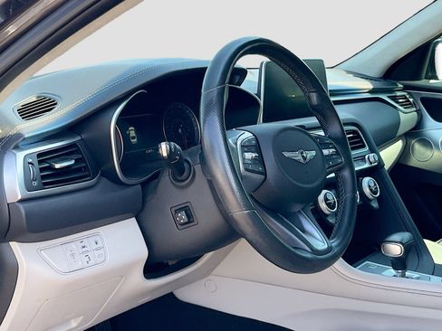 Used 2019 Genesis G70 2.0T Advanced w/ Prestige Package AWD/4WD image 9