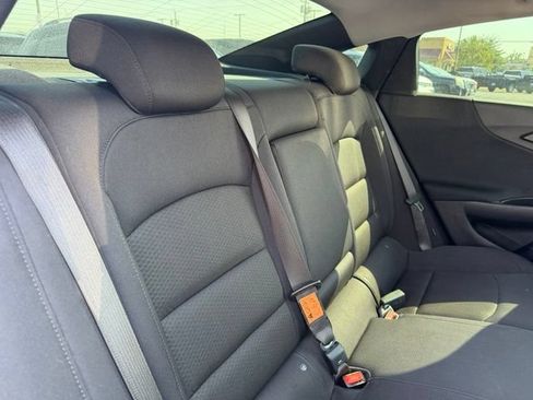 Used 2023 Chevrolet Malibu LT w/ Sport Edition FWD image 10