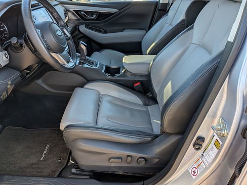 Used 2020 Subaru Outback Limited image 11