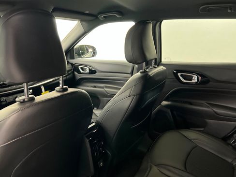 New 2026 Jeep Compass Latitude AWD/4WD image 19