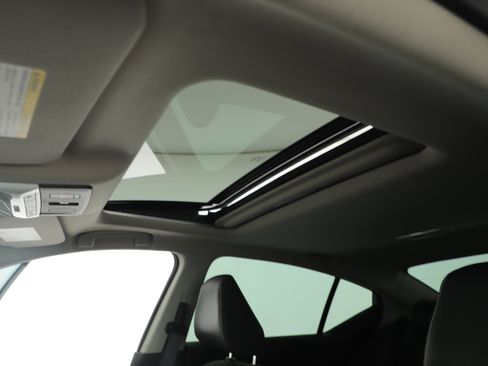 Used 2024 Nissan Altima 2.5 SR w/ SR Premium Package image 11