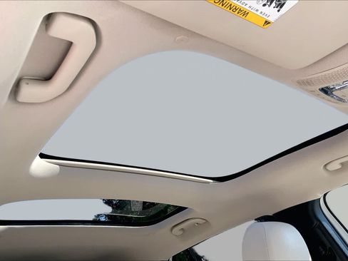 Certified 2022 Mercedes-Benz GLB 250 4MATIC image 14
