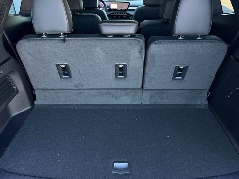 New 2026 Buick Enclave Avenir w/ Super Cruise Package FWD image 15