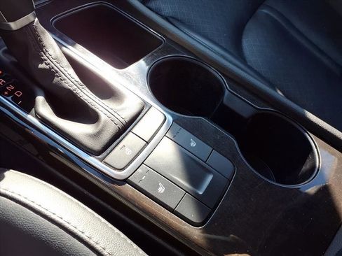 Used 2017 Kia Optima EX image 7