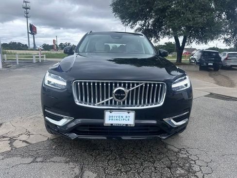 Certified 2023 Volvo XC90 B5 Plus w/ Protection Package Premier AWD/4WD image 2