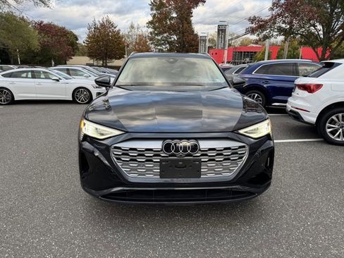 Certified 2024 Audi Q8 e-tron Premium Plus w/ Premium Plus Package image 2