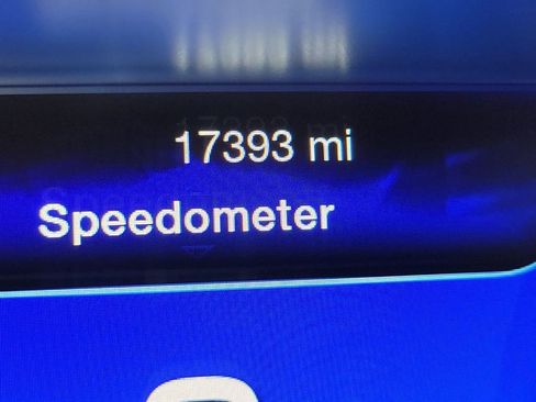 Used 2016 Chrysler 200 C w/ Premium Lighting Group image 34